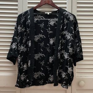 Kimono Style Cardigan White Floral Embroidery Detail